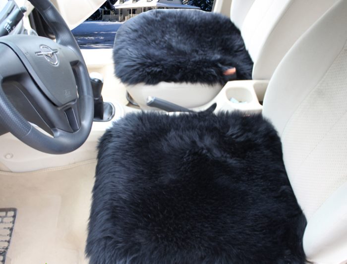 Меховые накидки на сиденья автомобиля без спинки черные (Искуственная  шерсть) Китай