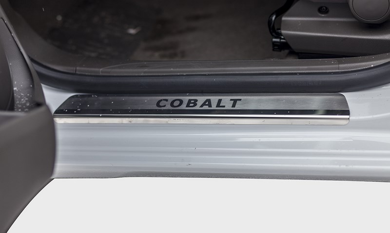 Накладки на пороги CHEVROLET Cobalt 2010-