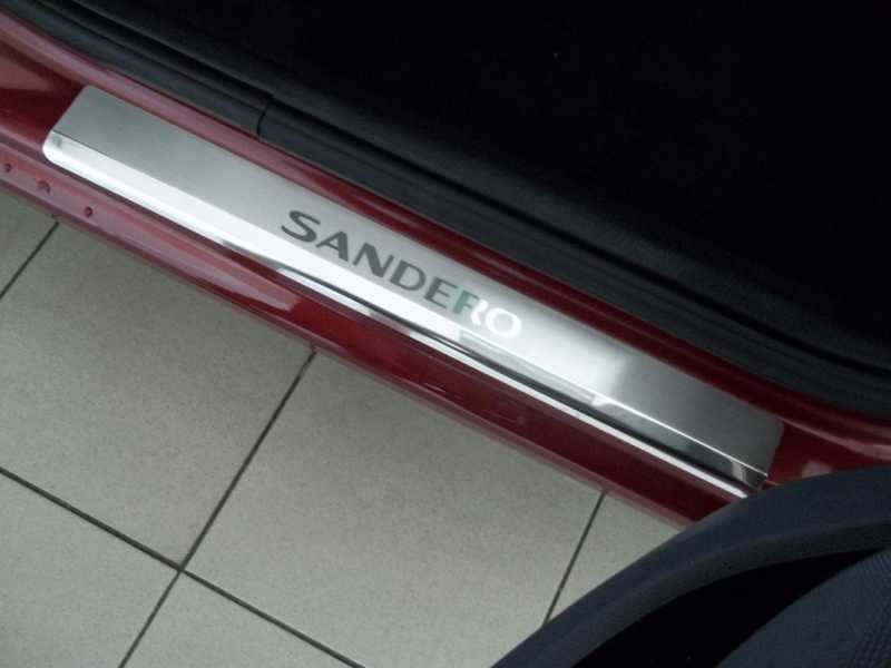 Накладки на пороги RENAULT Sandero 2014~