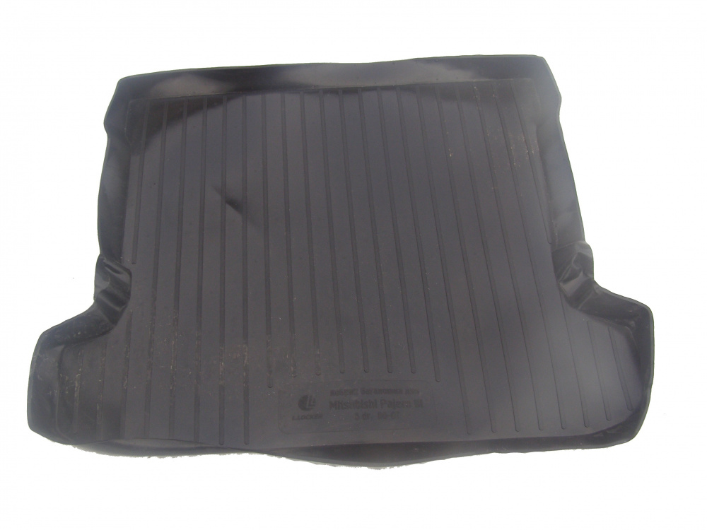 Mitsubishi Pajero (2000-2007) Ковер багажника полиуретановый