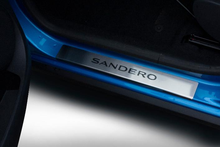 Накладки на пороги RENAULT Sandero 2007-2014