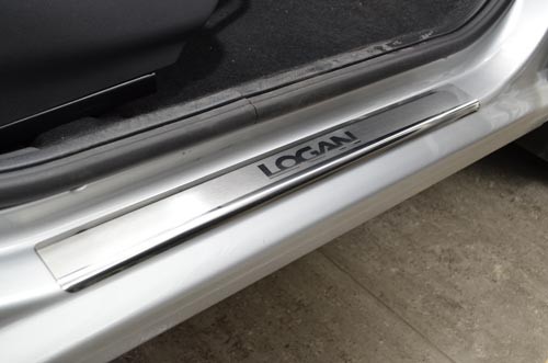 Накладки на пороги RENAULT Logan 2004-2014