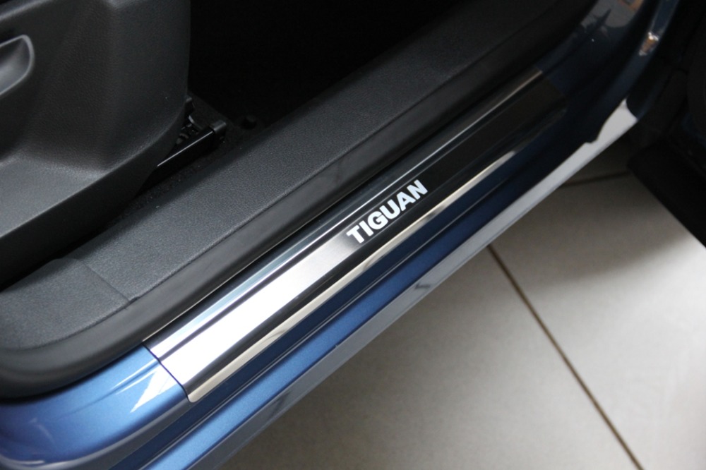Накладки на пороги VOLKSWAGEN Tiguan 2008~